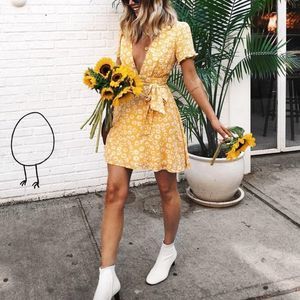 Lulus Garden Explorer Mustard Yellow Floral Print Tie FemininyMini Dress M